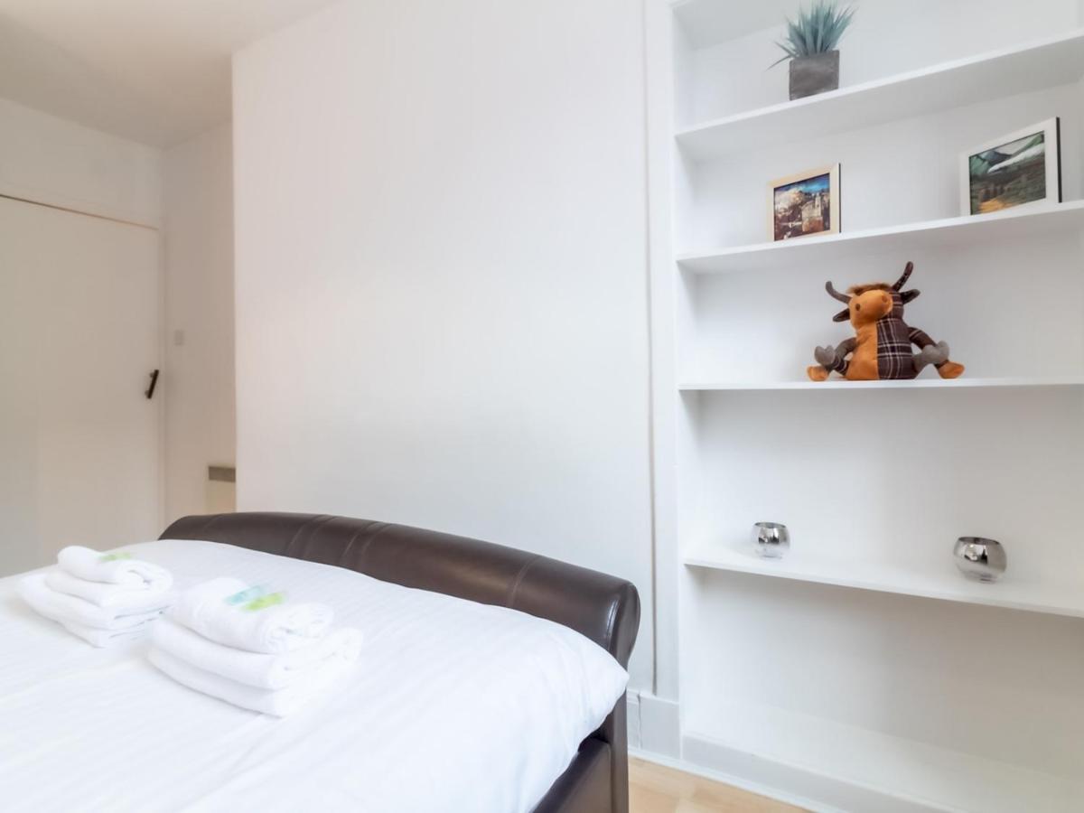 Bright And Cosy Flat At The Heart Of The Old Town Apartment Единбург Екстериор снимка